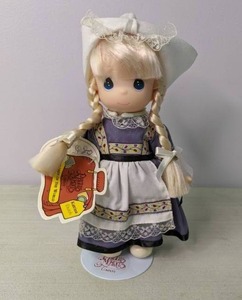 lot 179 image: Precious Moments Children of the World Katrina Dutch Doll w Box