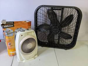 lot 221 image: Box Fan & Portable Heater