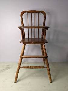 lot 275 image: Vintage Wood High Chair