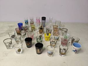lot 260 image: Lot of 39 Shot Glasses