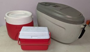 lot 276 image: (2) Portable Coolers, (1) Car Cooler