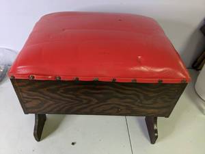 lot 98 image: Vintage Red Vinyl Stool with Storage