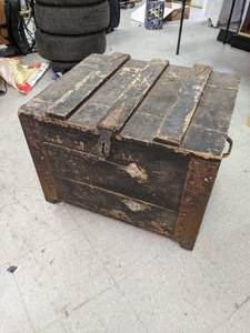 lot 343 image: Rustic Antique Wood Trunk on Casters