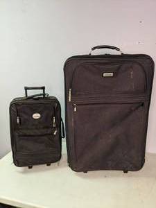 lot 350 image: (2) Rolling Suitcases Large and Small