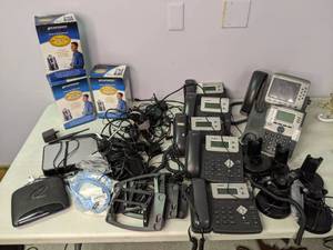 lot 289 image: Business Phone System with Headsets