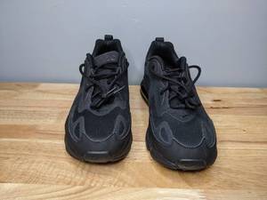 lot 11 image: Brand New Nike Air Max 200 Triple Black Mens Size 9 Athletic Shoes