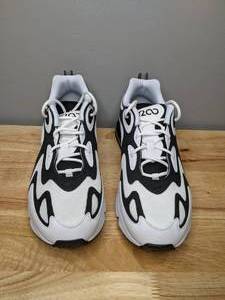 lot 15 image: Brand New Nike Air Max 200 Mens 10.5 Athletic Shoes
